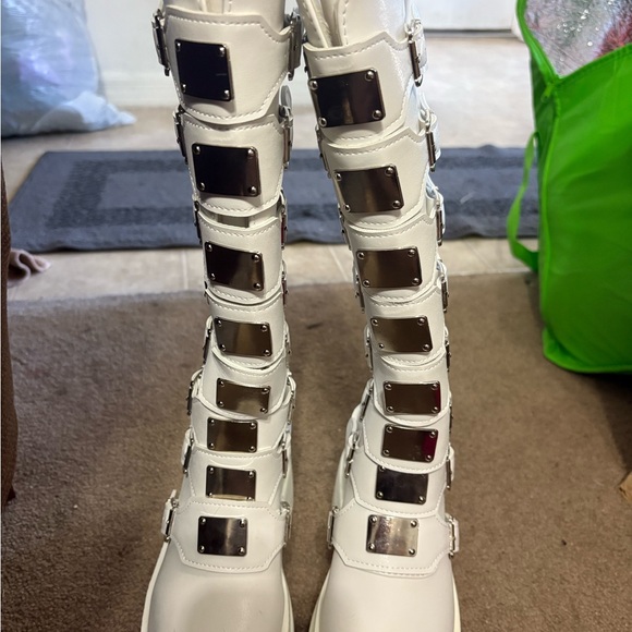 Women’s Platform Buckle Boots - Picture 2 of 3